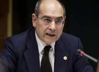 OPE Osakidetza: Darpón pide esperar las mejoras antes de crear una comisión de investigación