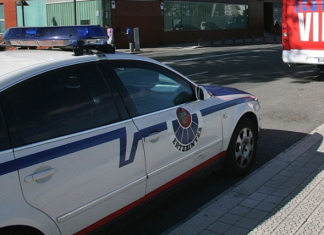 Detenida por agredir a sus vecinos con un arma blanca porque metían ruido
