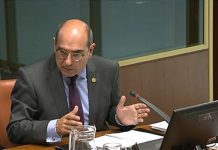 Darpón declara que es la Fiscalía quien debe determinar si hubo delito en la OPE de Osakidetza