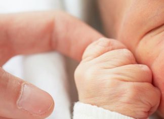 Las haciendas vascas devolverán el IRPF por la prestación de maternidad