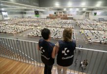 La Fiscalía solicita otros seis meses la investigación de la OPE de Osakidetza