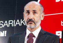 Elizegi empaña su campaña llamando «iluminado» a Josu Urrutia y atacando a Uribe-Echeverría