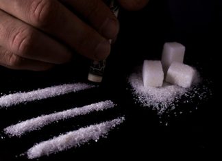 Denuncia ante la policía que le han vendido azúcar en lugar de cocaína