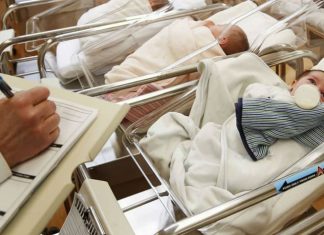 Los nacimientos en Bizkaia bajan un 6,8% en 2018