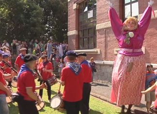 El Ayuntamiento de Bilbao lanza un nuevo programa en los barrios para fomentar la igualdad en los espacios festivos y combatir el machismo con humor