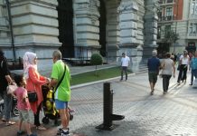 El Ayuntamiento de Bilbao instala siete fuentes provisionales para hacer frente a las altas temperaturas