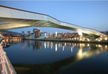 El Ayuntamiento de Bilbao realiza un estudio de la lámina de agua y los márgenes de la ría como eje dinamizador de la Villa