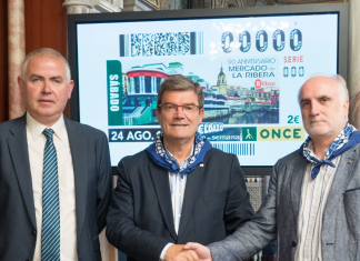 El alcalde de Bilbao y representantes de la ONCE presentan un cupón especial dedicado al 90º aniversario del Mercado de la Ribera