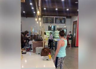 Tose en la cara a otra mujer cuando le recrimina que no usara mascarilla
