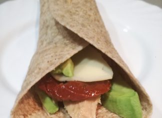 Wrap integral de Bonito del Norte para una cena rápida, de la mano de Conservas Serrats
