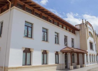 Cierra el colegio Bentades de Mungia por varios casos de COVID-19