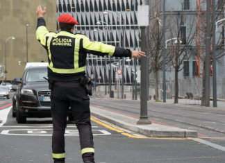 La Policía Municipal de Bilbao pone en marcha una campaña de control y vigilancia de las condiciones técnicas de los vehículos