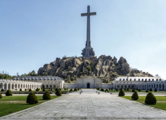 Entregado el primer permiso para exhumar los restos de un ciudadano vasco del Valle de los Caídos