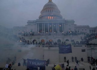 Cuatro fallecidos en el asalto al Capitolio de los seguidores de Donald Trump