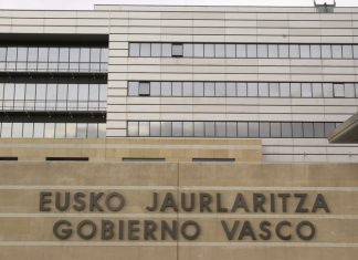 Más de 700 funcionarios de más de 63 años podrán acogerse a la jubilación anticipada en Euskadi