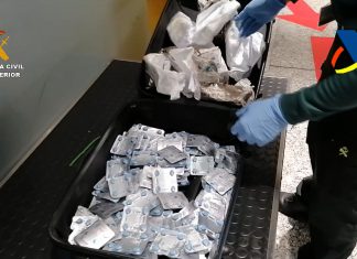 Son interceptadas 2.000 pastillas potenciadoras sexuales en el Aeropuerto de Bilbao