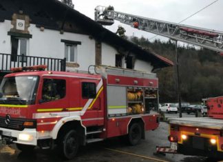 Un incendio en el centro de menores de Amorebieta deja a dos trabajadores en el hospital