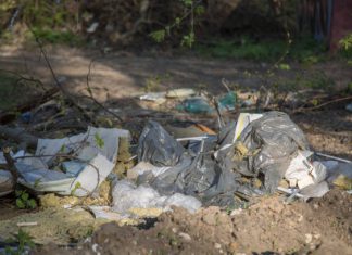 La pandemia ha supuesto un aumento de la «basuraleza» en los montes de Bilbao