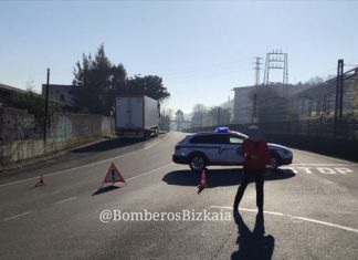 Encuentran un obús en la calle Txomin Egileor en Galdakao