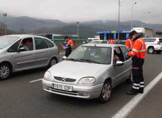 Aumentan los controles para evitar distracciones en la conducción