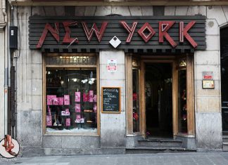 Sancionan a las dueñas de una pastelería de Bilbao por emplear a personas de manera irregular