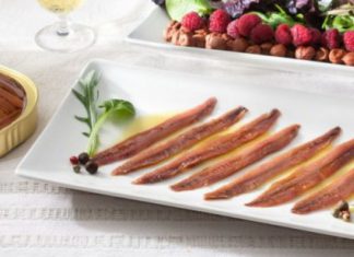 ¡Llega la temporada de anchoa del Cantábrico y Conservas Serrats nos descubre sus secretos!