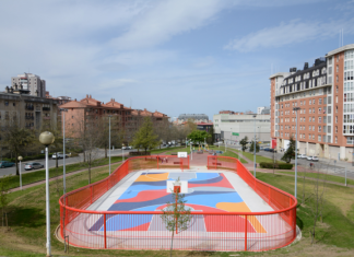 El Ayuntamiento de Bilbao culmina la cancha de baloncesto en los jardines Emiliano Arriaga de San Adrián-Miribilla