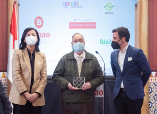 El Ayuntamiento de Bilbao premia la labor de la OSI Bilbao-Basurto y cuatro asociaciones sociosanitarias bilbaínas