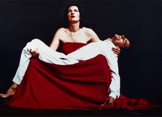 La colección «Womanology» estará en el Museo de Bellas Artes desde hoy hasta el 5 de mayo