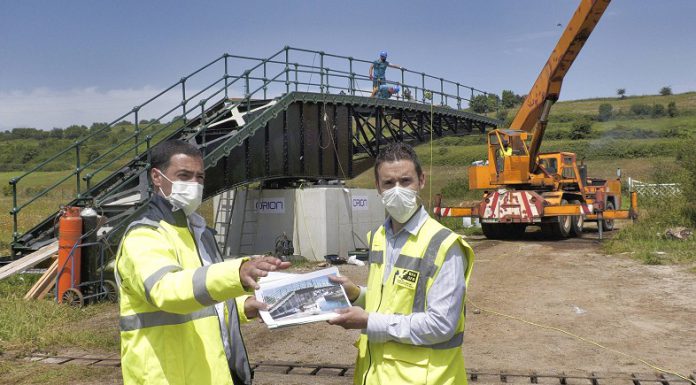 La Diputación Foral de Bizkaia instalará este verano el puente giratorio restaurado en Ondarroa
