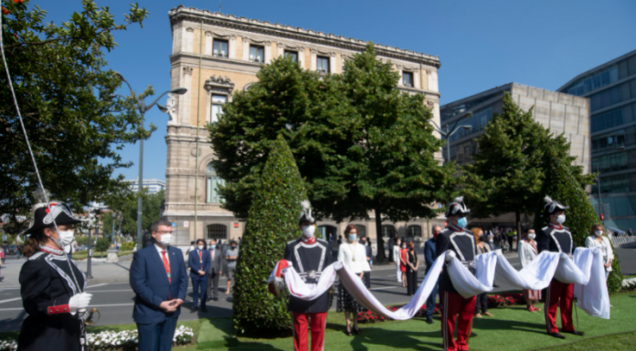 El Ayuntamiento de Bilbao recuerda por segundo año consecutivo a las víctimas del Covid-19 en el 721 aniversario de la fundación de la Villa