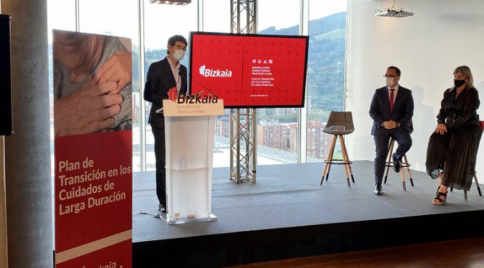 La Diputación de Bizkaia presenta los avances y el desarrollo futuro para impulsar la transición en los cuidados de larga duración