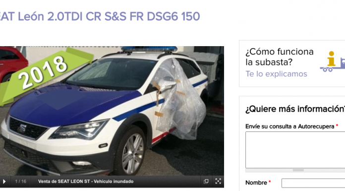 Se subasta un coche de la Ertzaintza «inundado» en Internet
