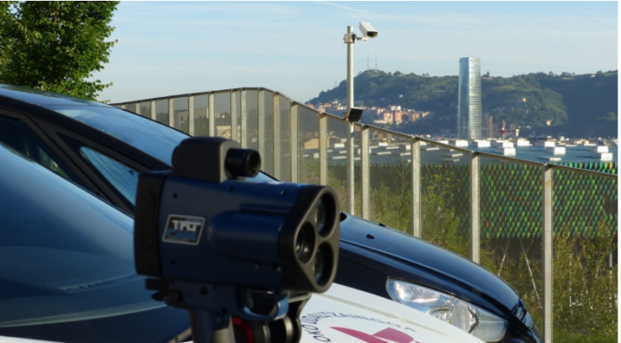 La Policía Municipal de Bilbao pone en marcha una campaña específica de vigilancia de la velocidad en la conducción la próxima semana