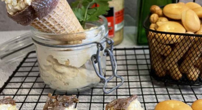 Marineras Serrats con bonito y anchoas, para el aperitivo de Reyes