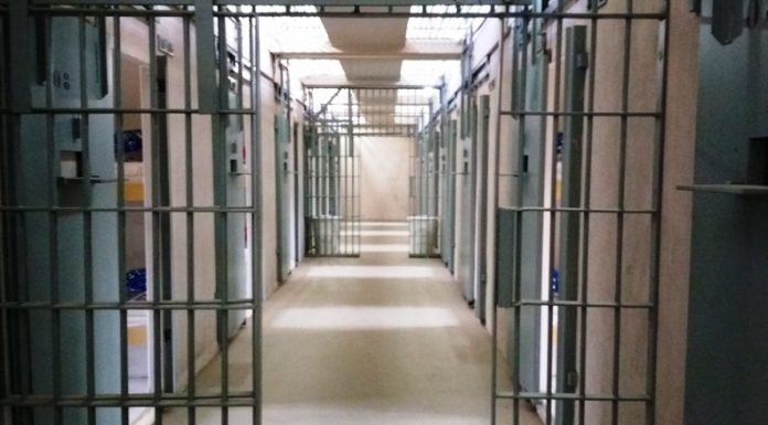 Instituciones Penitenciarias trasladará a cinco presos de ETA a cárceles de Euskadi
