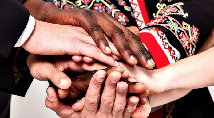 La Diputación de Bizkaia remarca su compromiso en favor de la diversidad y contra la discriminación racial