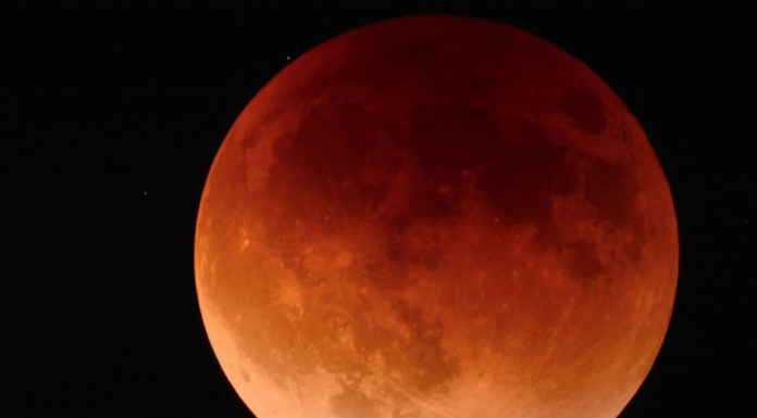 El primer eclipse lunar del año se verá desde Euskadi el 16 de mayo