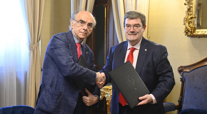 El Ayuntamiento de Bilbao y Euskaltzaindia firman un convenio de colaboración para promover el uso del euskera