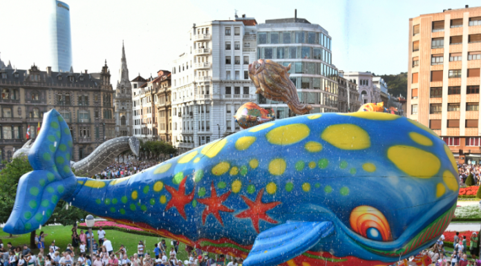 El Desfile de la Ballena volverá a llenar de música, color y alegría la Gran Vía de Bilbao el primer domingo de aste nagusia, 21 de agosto