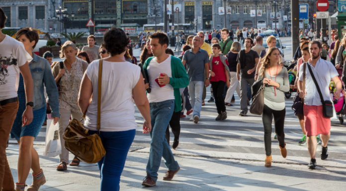 Euskadi se mantiene como la comunidad con menor riesgo de pobreza de España