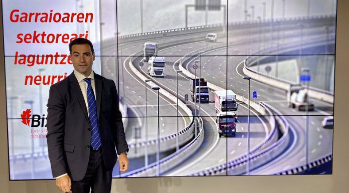 La Diputación de Bizkaia anuncia descuentos del 10% en las autopistas AP-8 y Supersur para vehículos pesados a partir del 1 de enero de 2023