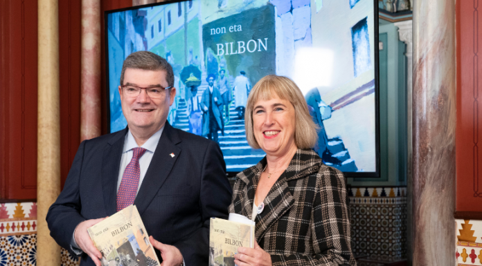 El Alcalde de Bilbao presenta el libro “Non eta Bilbon”, que cuenta la historia de la villa a través de sus diferentes calles, plazas o parques