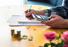 Los autónomos dedican cuatro horas semanales a gestiones administrativas con un coste de 3.390 euros al año
