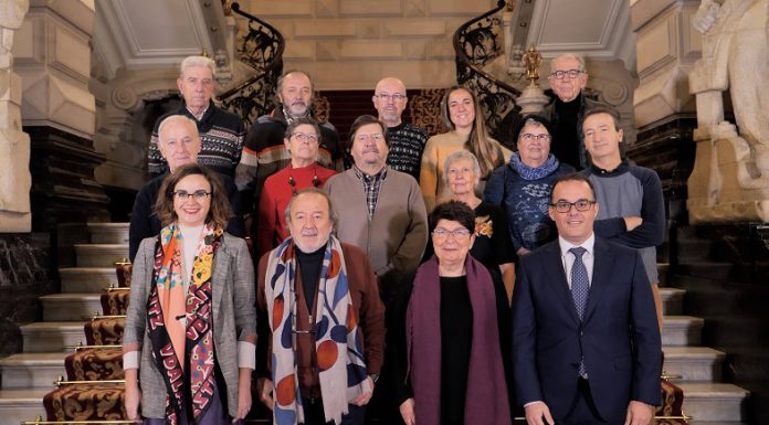 La Diputación de Bizkaia comparte con el Consejo de Personas Mayores de Bizkaia el premio otorgado a su proyecto de Amigabilidad Digital