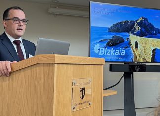 Bizkaia expone en Oxford el servicio público innovador etxeTIC de apoyo a la permanencia en el hogar