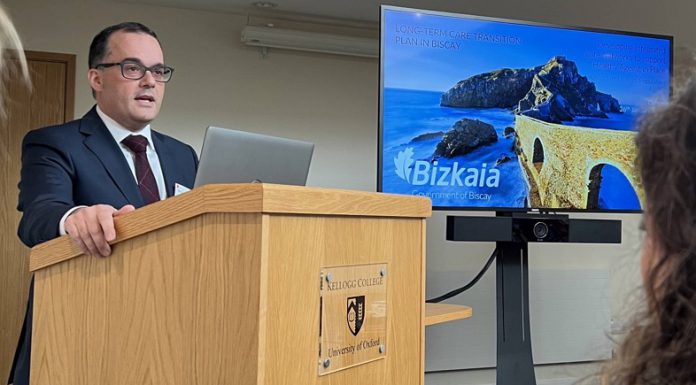 Bizkaia expone en Oxford el servicio público innovador etxeTIC de apoyo a la permanencia en el hogar