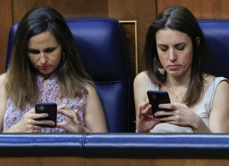 El Estado compra smartphones de 1.600 euros a los diputados