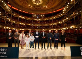 La gala de los Premios Sabino Arana se convierte en un canto a la esperanza