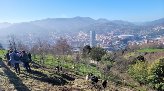 Bilbao gana en un año más de 20.000 metros cuadrados de jardines y zonas verdes y 1.490 nuevos árboles